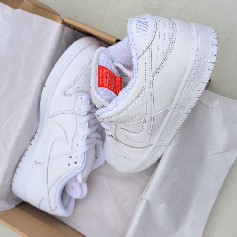 Nike SB Dunk Low Pro - Triple White Orange Label - Men's Size 11 ( FJ1674-100 ) - Picture 2 of 9